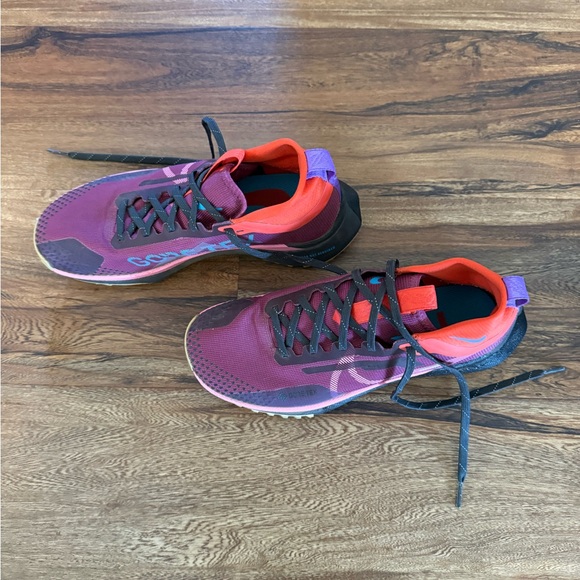 Nike Pegasus Trail Running Shoes in Red and Purple - Picture 4 of 5